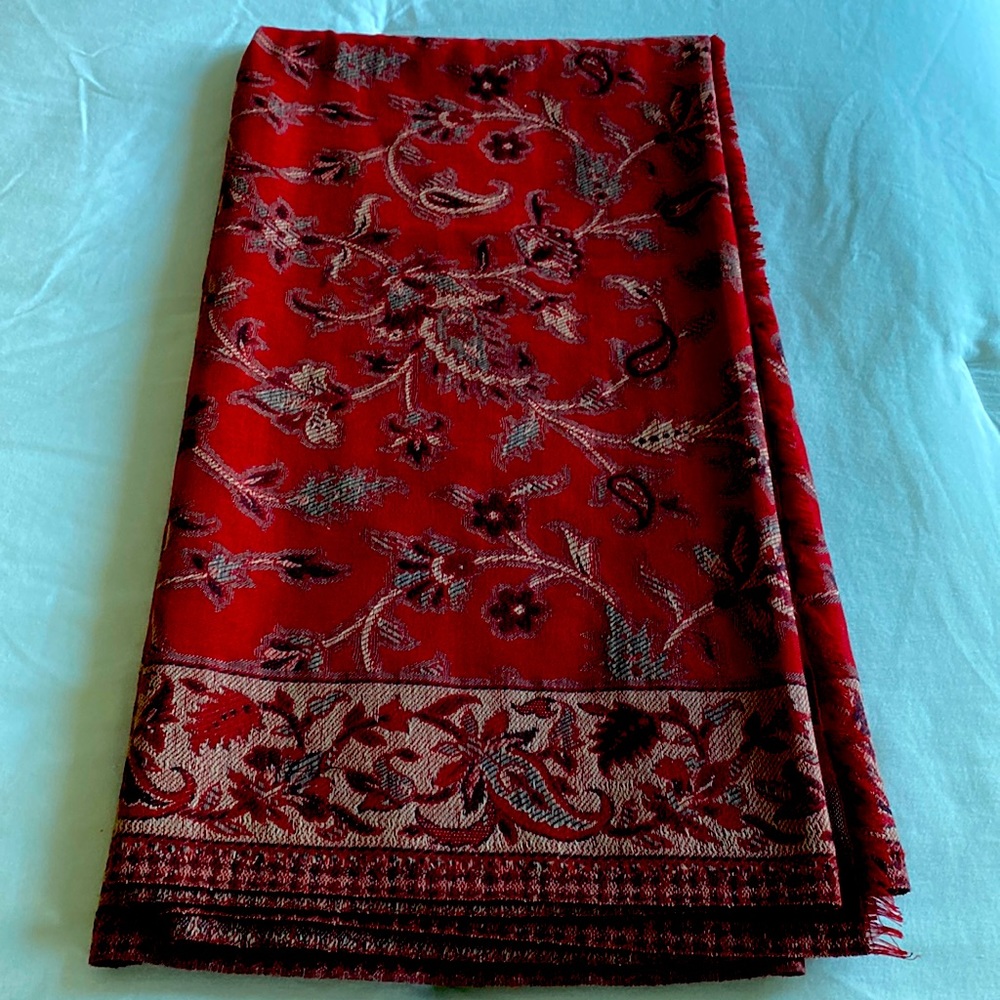 Shawl/scarf